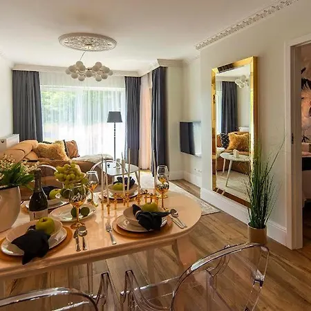 Trevilles - Golden Eye شقة