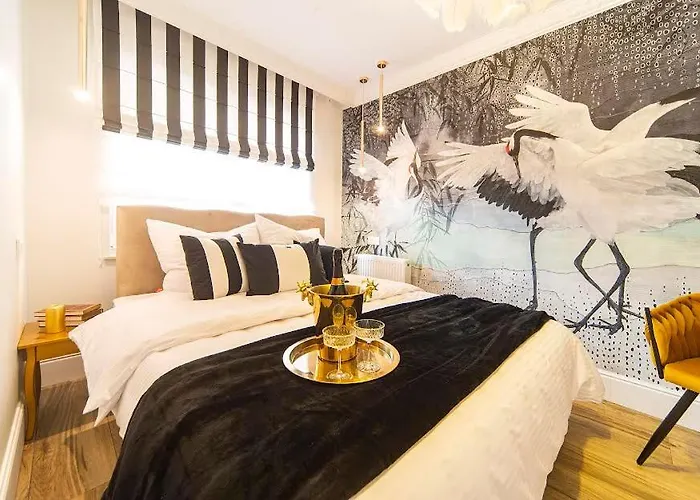 Trevilles - Golden Eye